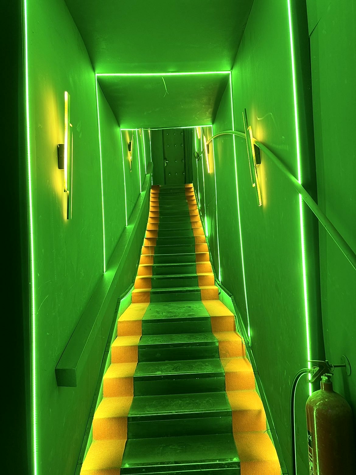 Le Club Carré Vip — 2