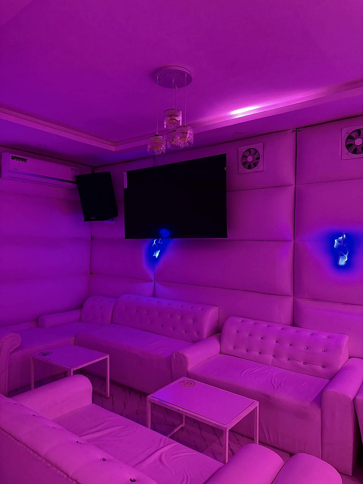 Le Lounge — 7
